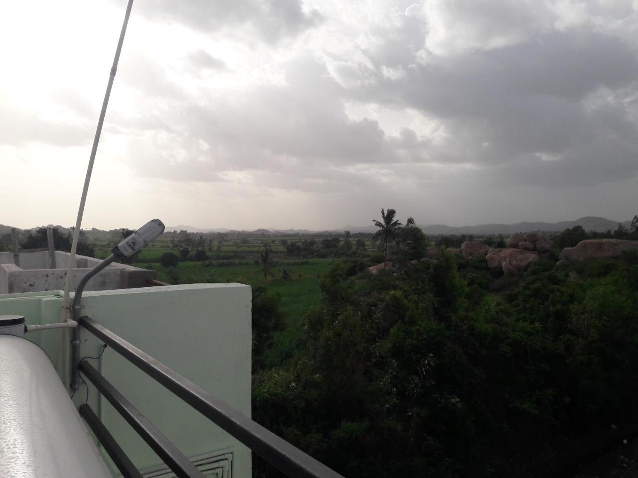 Rks Homestay Hampi Esterno foto