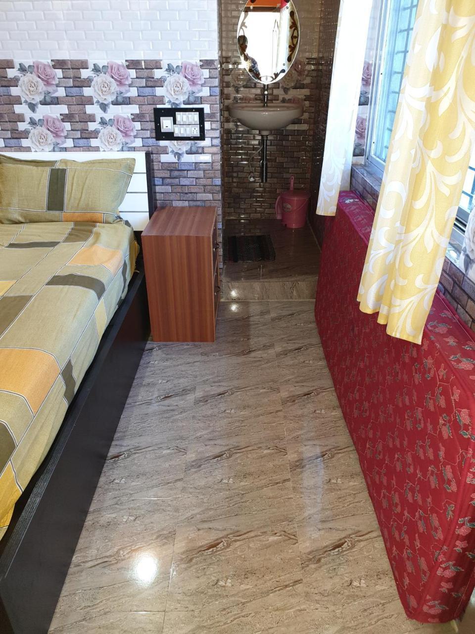 Rks Homestay Hampi Esterno foto
