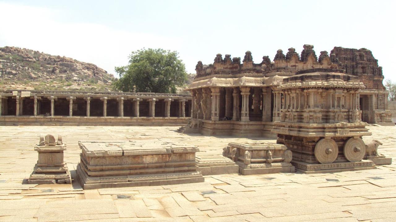 Rks Homestay Hampi Esterno foto
