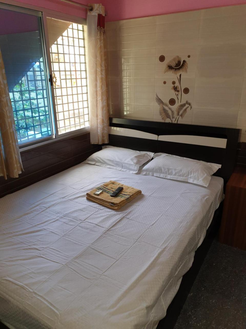 Rks Homestay Hampi Esterno foto